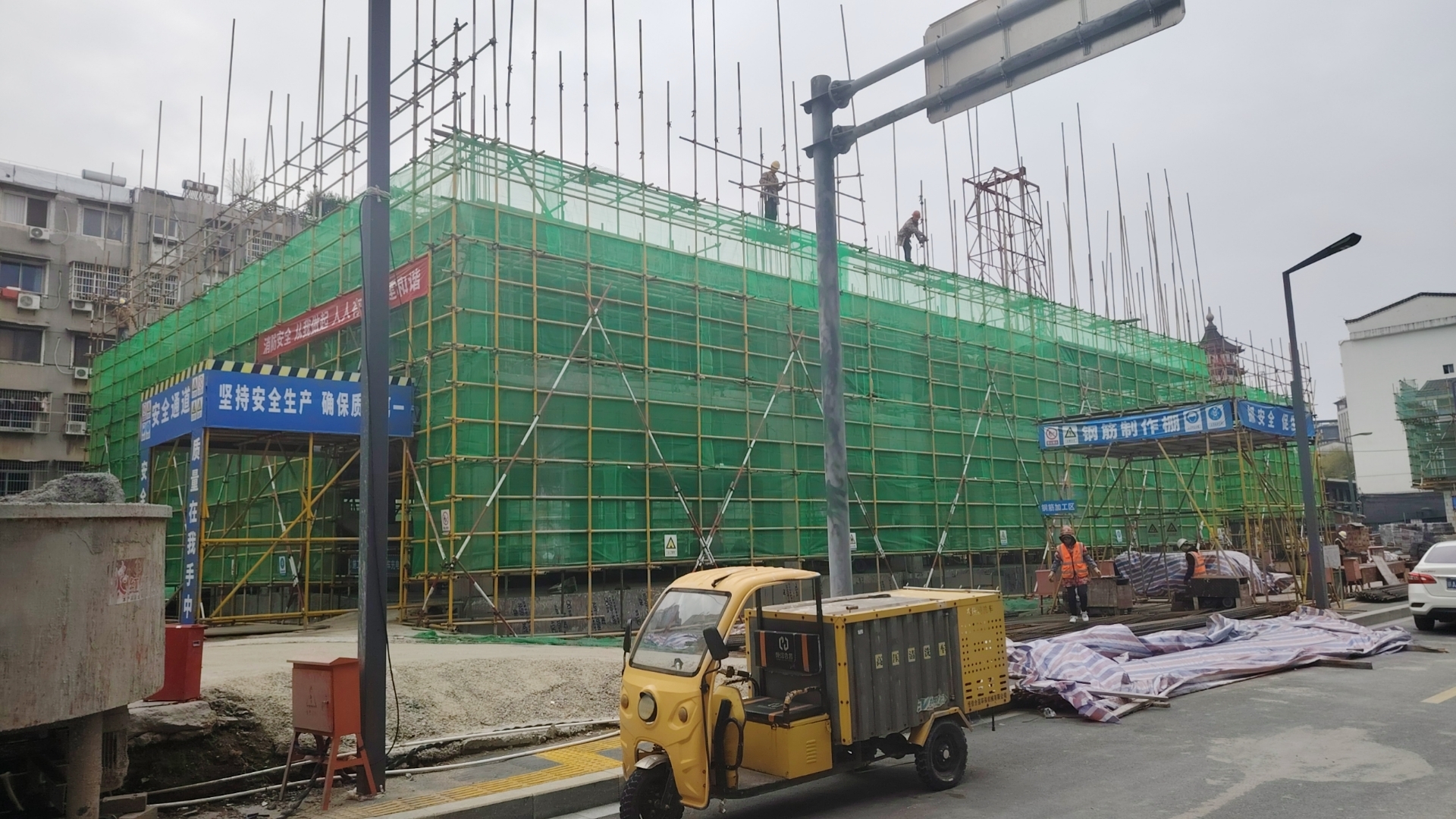 1709174521654049.jpg 南昌市第二建筑工程有限公司繩金塔項(xiàng)目部“開門紅”相片(2).jpg